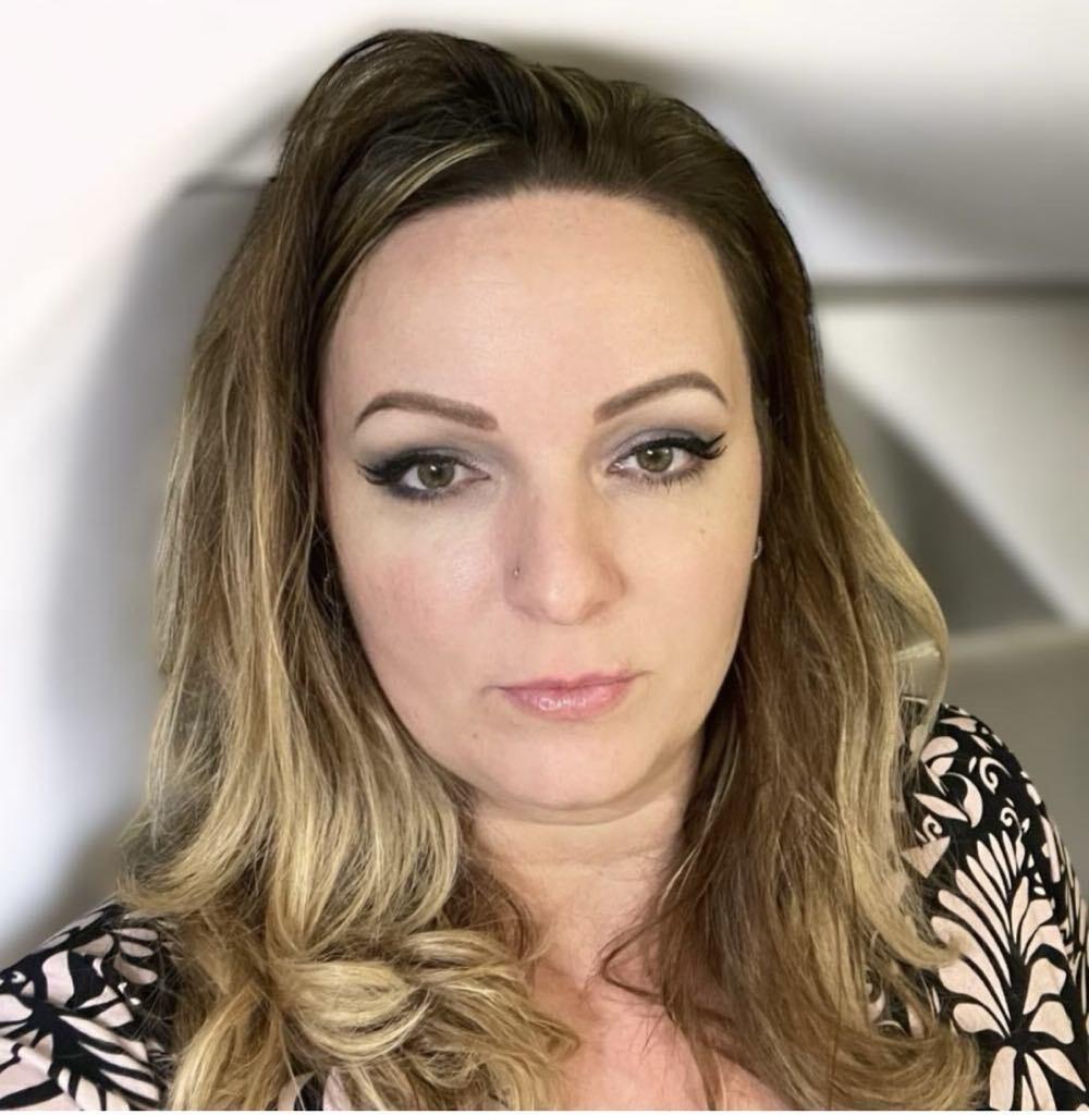 9e9d2dde-08c6-4ff4-a764-e5da764834c7